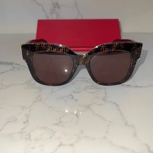 Used Fendi Sunglasses